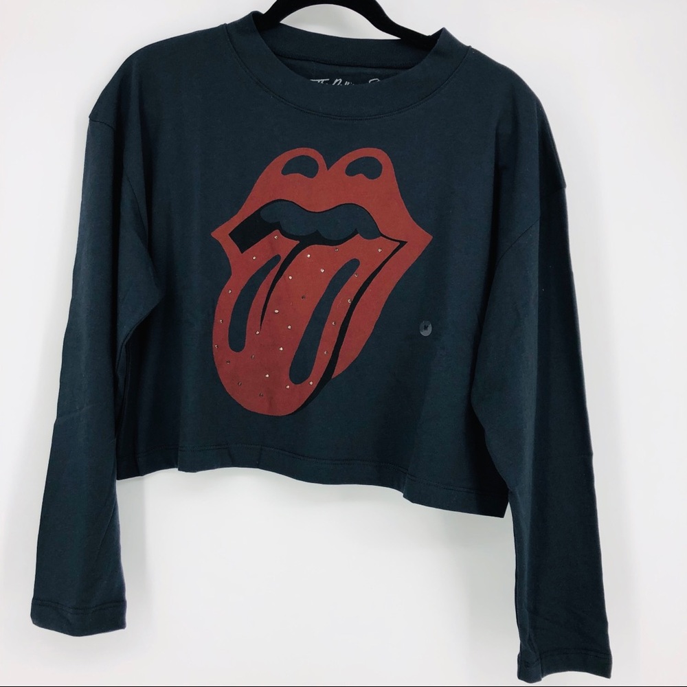 NWT Rolling Stones Crop Long Sleeve Lips Graphic